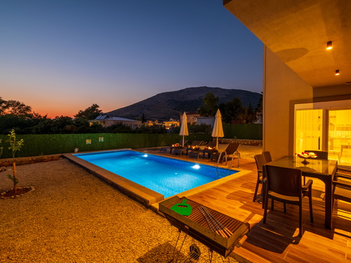  gece  -  Kasım
  | Kalkan Yeşilköy'de Çift Jakuzili 6 Kişilik Villa: Huzurlu Doğa Tatili